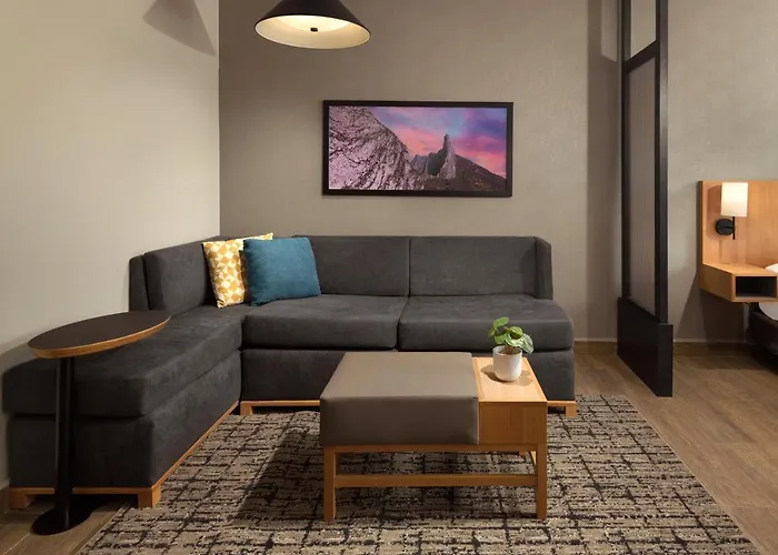 Hyatt Place Monterrey Valle